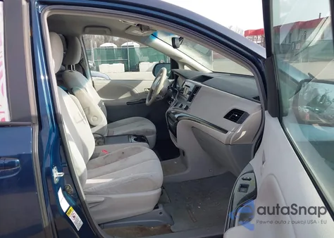 2012 Toyota Sienna Le 7 Passenger from USA, damaged, VIN 5TDJK3DC1CS037144